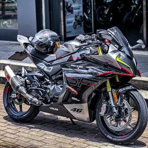 春风sr250cc跑车nk250电喷水冷街车st狒狒nk150重机车趴赛摩托车