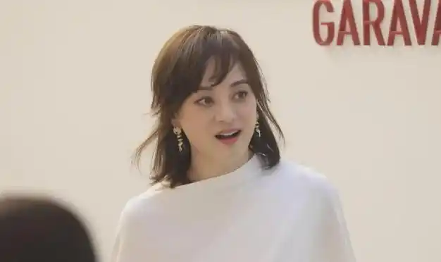 孙俪最新发型曝光精修后与生图不符妈妈气质不见了