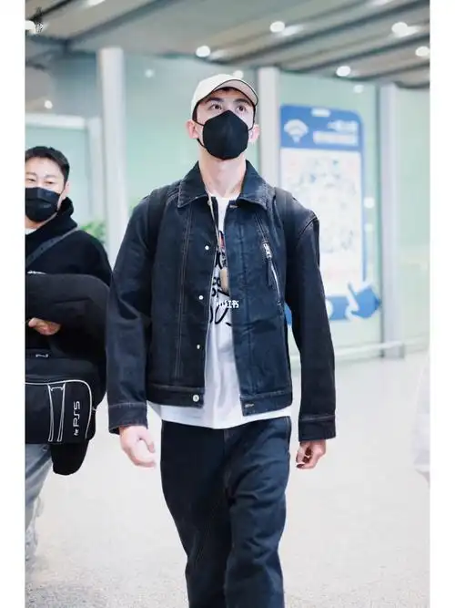 吴磊今日回国穿搭,少年感十足!