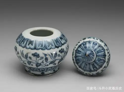 台北故宫博物院珍藏,明代官窑精品瓷器鉴赏