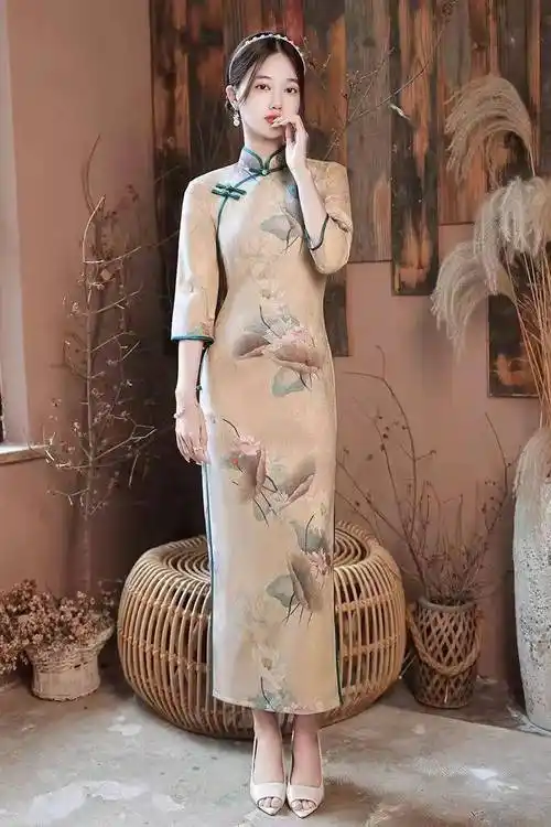 旗袍遇见高跟鞋,才能美出知性女人味儿_女性_款式_都能