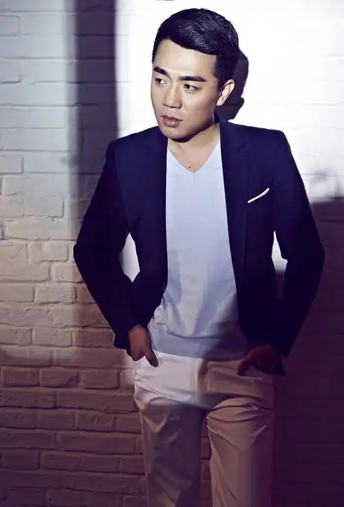 周璞(中国内地影视男演员)_尚可名片