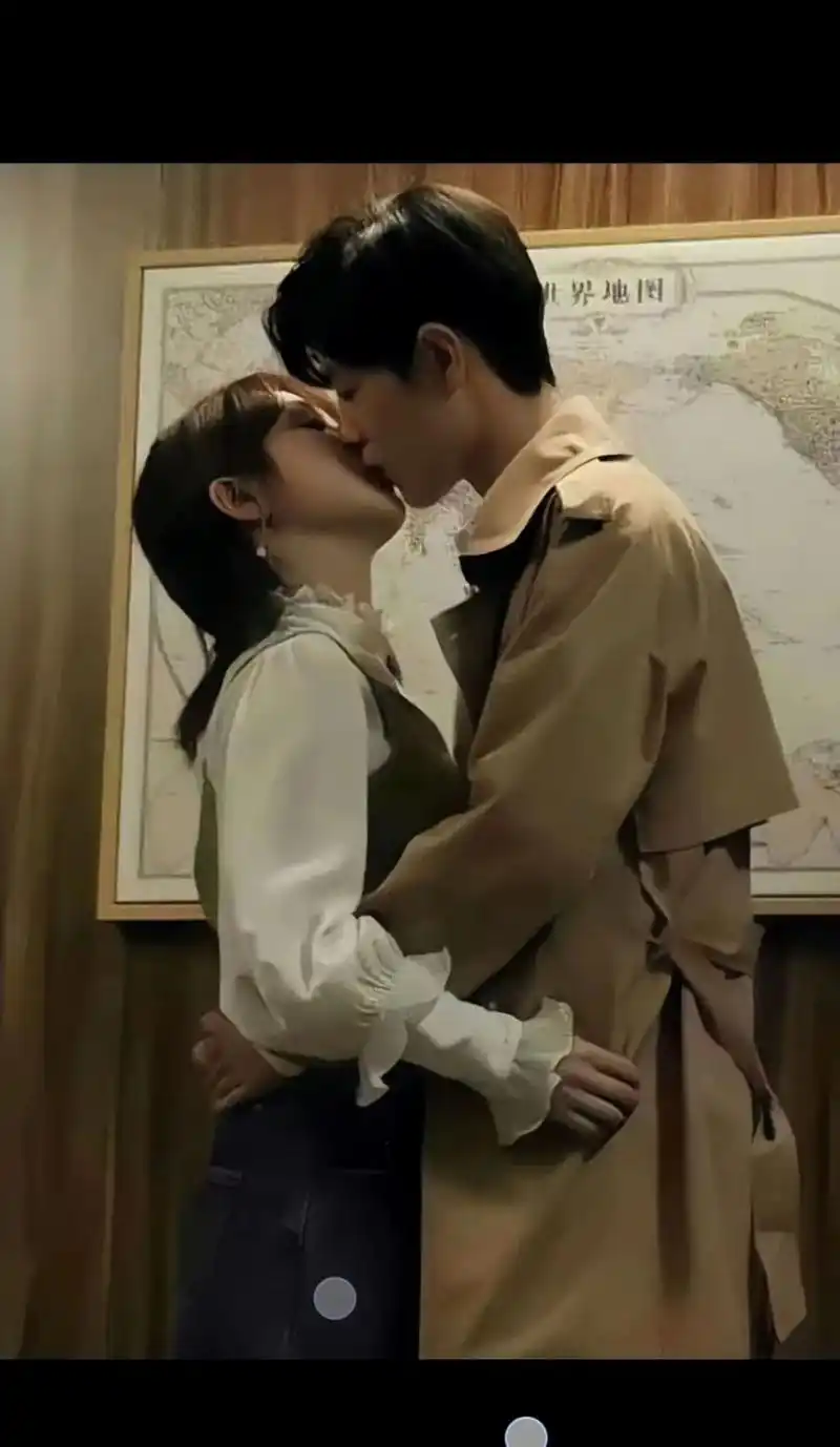 肖战杨紫地图吻#肖战杨紫余生请多指教#肖战杨紫