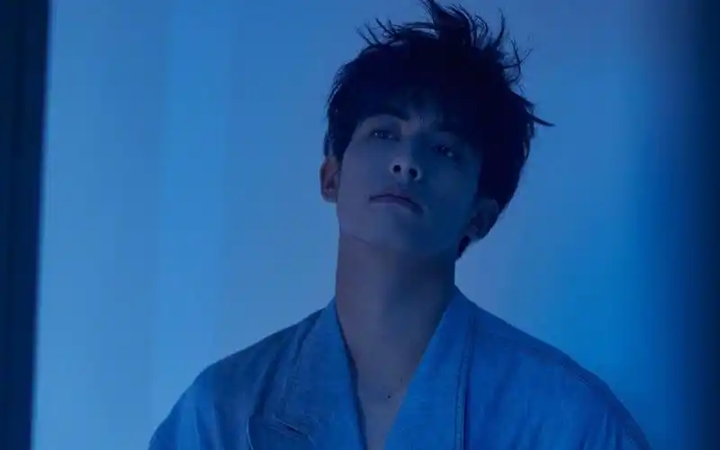 宋威龙帅气写真图片桌面壁纸