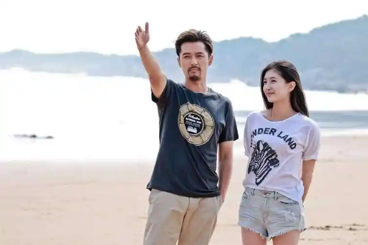 江疏影个人简历 :迷倒5个男人后,又和富豪传绯闻,她的故事真不简单