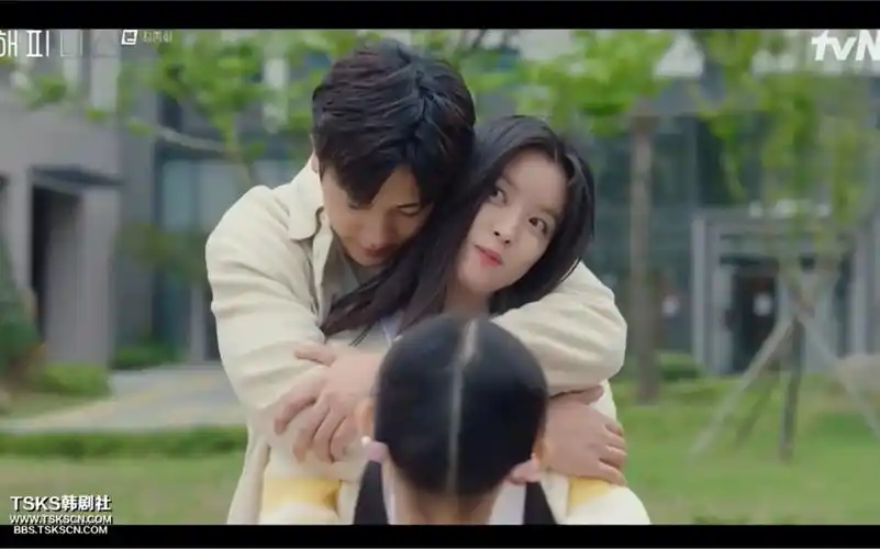 韩剧《幸福》大结局:happy end!又点题了!尹新春问郑伊贤:你幸福吗?