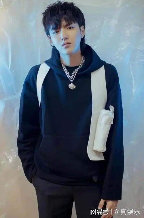 加拿大艺人吴亦凡强奸,聚众淫乱终食恶果 在这里谁也没有护身符|乐器