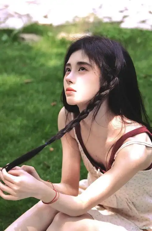 夏末秋初鞠婧祎