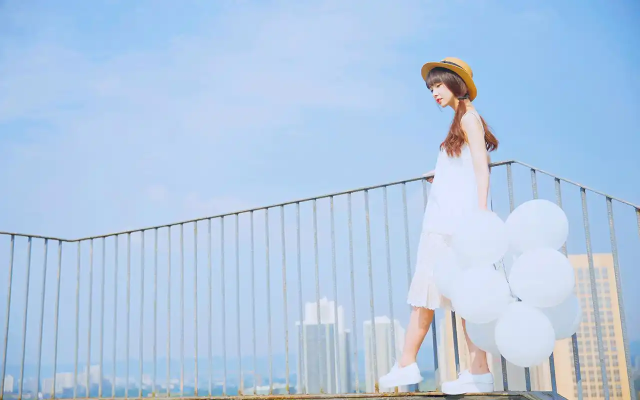 小清新美女高清桌面壁纸