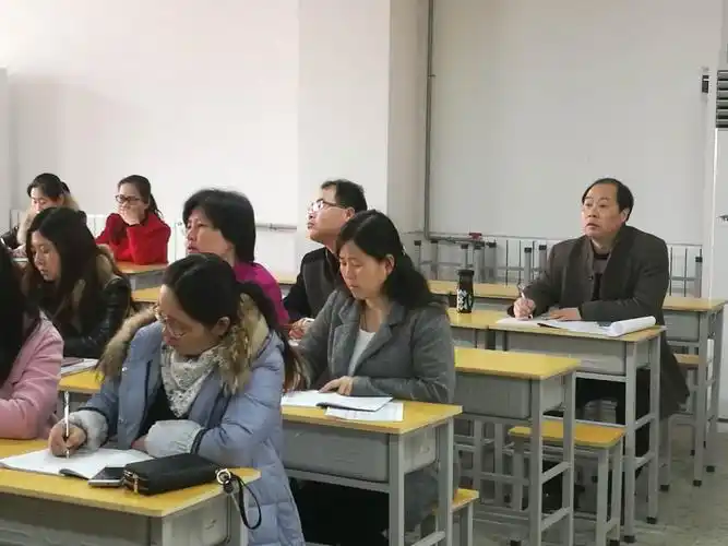 富平县实验中学开展"三类骨干教师"赛教活动