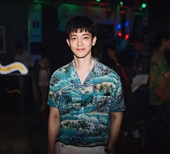 隔壁泰国男明星的男朋友有感(更新富二代ins照和他哥)