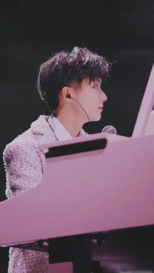 马嘉祺情人节给粉丝唱唯一好浪漫小马和小气球永远是双向的