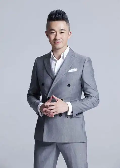 程雷完整资料简介(照片)