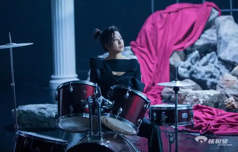 2017快男导师海报之 陈粒