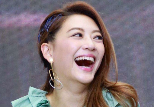 "妻圈顶流"应采儿:霸气喊话某女星,别再给我老公发奇怪的照片