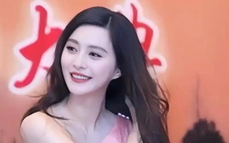 范冰冰|好美 我晕倒了 谢谢互联网 没在大街上见过这种!