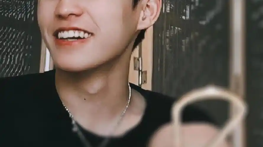 余庆伟遇见你三生有幸