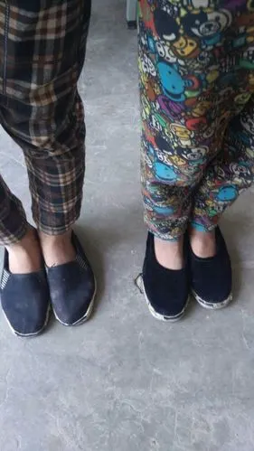 一双双布鞋,需要您真诚的救助.