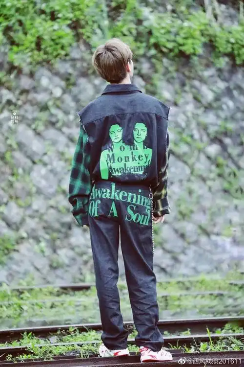 黄明昊背影 - 高清图片,堆糖,美图壁纸兴趣社区