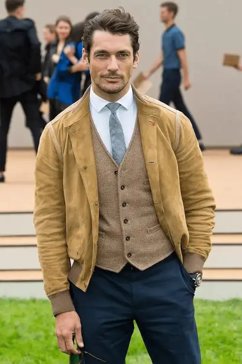 顶级男超模复出拍大片41岁依然帅靠满身肌肉改变男模界审美