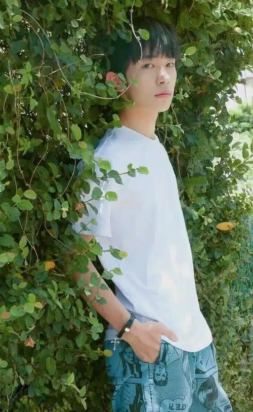 易烊千玺,这个少年身上有魔力!