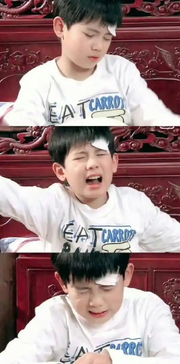 8岁的胡先煦vs22岁的胡先煦#胡先煦小时候真的好可爱,白白嫩嫩肉呼呼