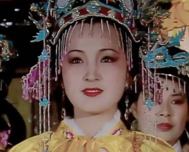 《红楼梦》:贾元春为何对灯谜,格外感兴趣?