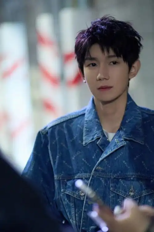 王源代言雨洁去屑洗发水##王源2024龙行绛气##年即是念-tfboys-王源