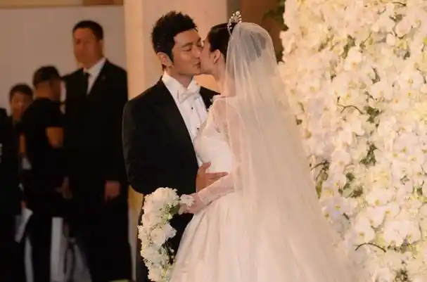 豪门确实难进这4位女明星娃都生了直到分手都没等来一场婚礼