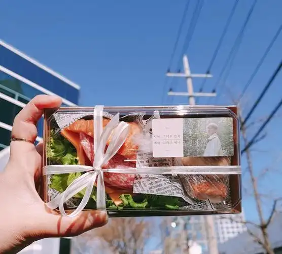 金钟大四月solo活动中,也为我们可爱的爱丽准备了逆应援"录制,还有