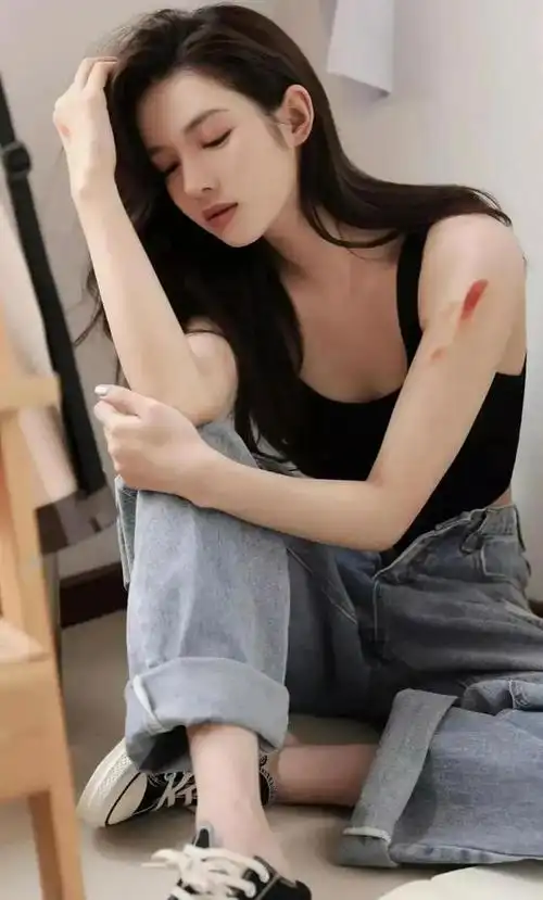 张婕婕写真照|演员|美女明星_网易订阅