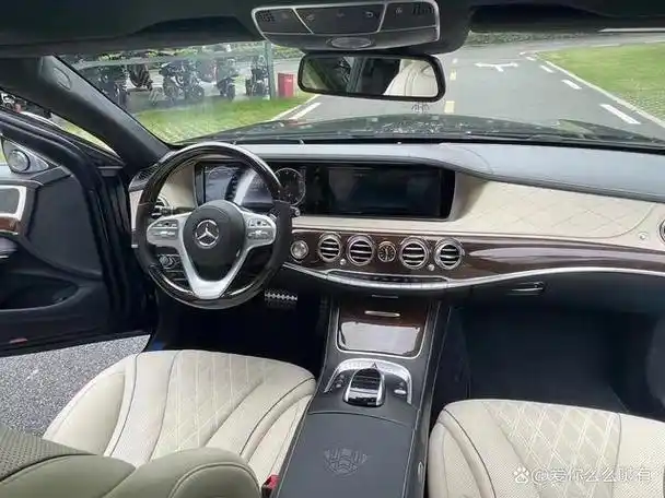 20年迈巴赫版奔驰s600全款68万透露着精湛的工艺和品质