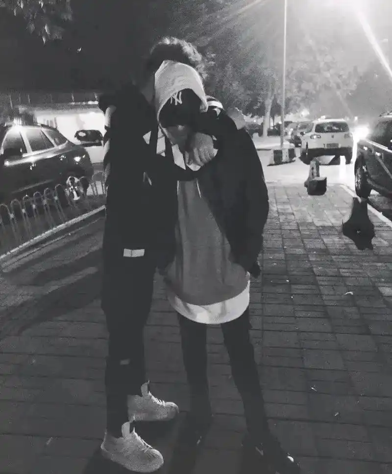 想你们了 #檀健次 #mic #赵泳鑫 #鑫多 #尔滨 粉丝 - 抖音