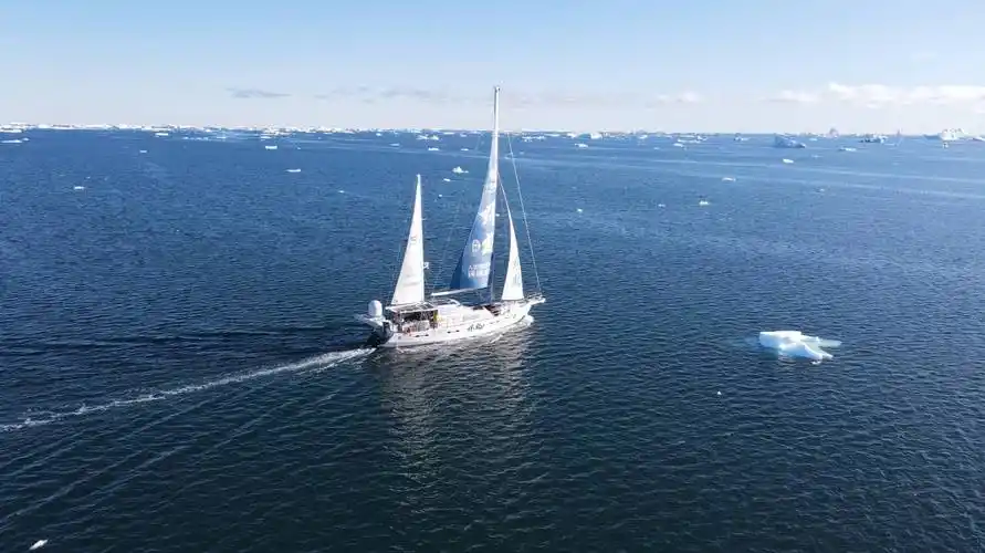 时光里丨北冰洋上的画家_翟墨_航海_帆船