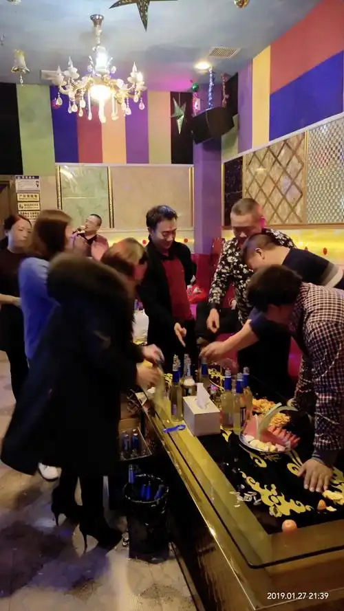 2019年同学聚会李家饭馆