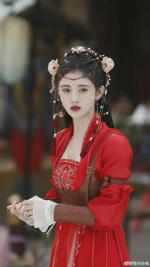 鞠婧祎嘉南传公主华服剧照