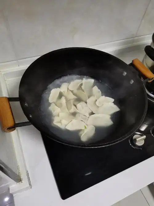 煮饺子