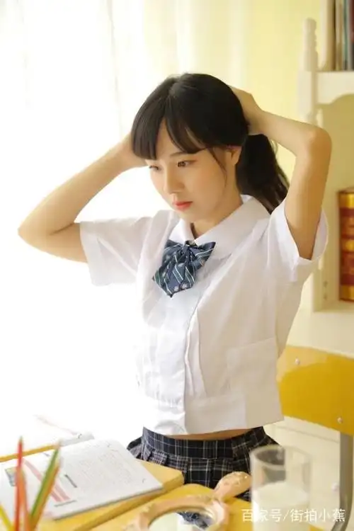 清纯学生装美女小姐姐,养眼清新照片,女神也不过如此吧