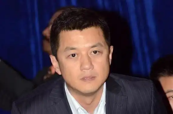 李亚鹏竟是互联网先驱1998年创办网站比马云还早