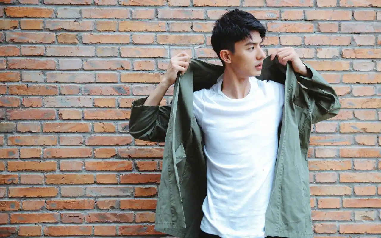 超模刘畅帅气图片桌面壁纸高清大图预览1920x1200_大陆明星下载_美桌