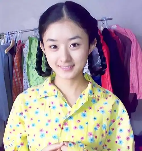 赵丽颖能火向全国,是因为她踩中了,中国文化3个"隐性规则"