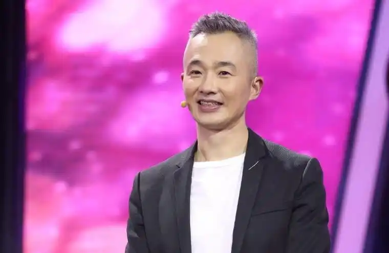 曝知名主持人程雷因肝病去世,曾参加饭局被停职,本人晒近照回应