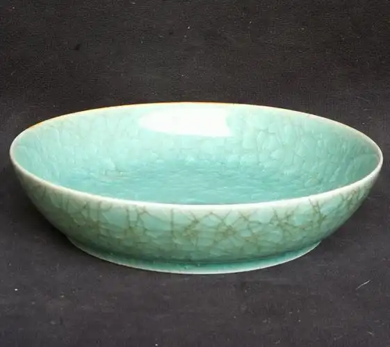 宋;汝瓷天青釉笔洗.高3.8cm口径17.1cm足径12.3cm