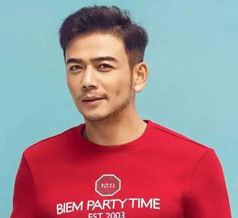 中国十大成熟型男明星排行榜,靳东第一,霍建华第二