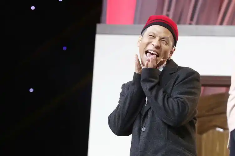 笑声传奇蔡明作品获最高票 宋小宝力挺新锐笑匠