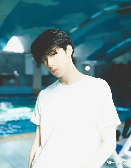 分享刘耀文近期神图 - 知乎