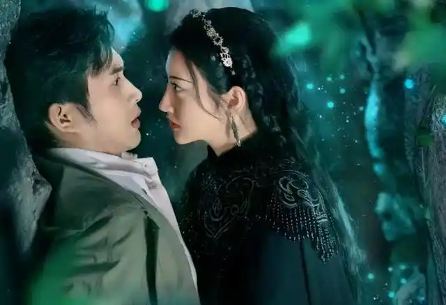 张彬彬,徐璐主演的网剧《月歌行》发布首支概念预告