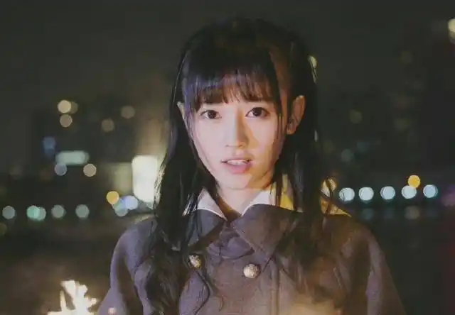 鞠婧祎旧照流出,五官端正气质清纯,"四千年美女"没白叫