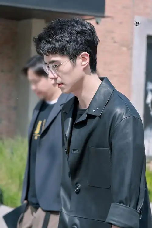 刘昊然北影节创投评委##刘昊然称出道十年被观众见证生长