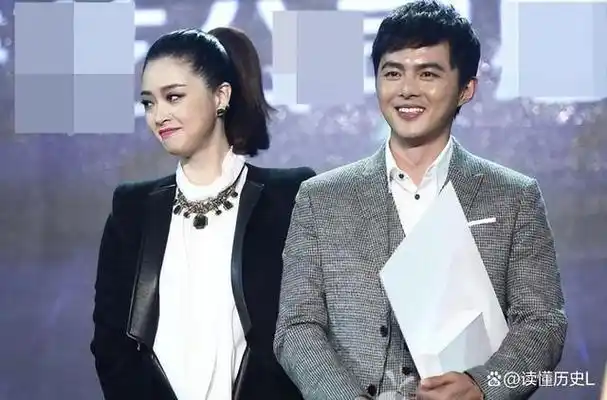 对于恋爱和事业,蒋欣都持开放态度,她曾被问到,如果结婚生子,以后怎么